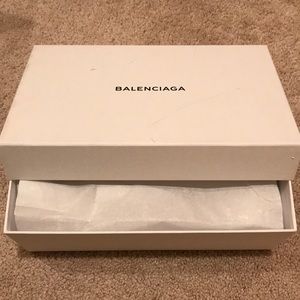 balenciaga shoes box